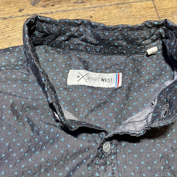 Depart West Men’s grey button down short sleeve shirt size medium - Picture 3 of 6